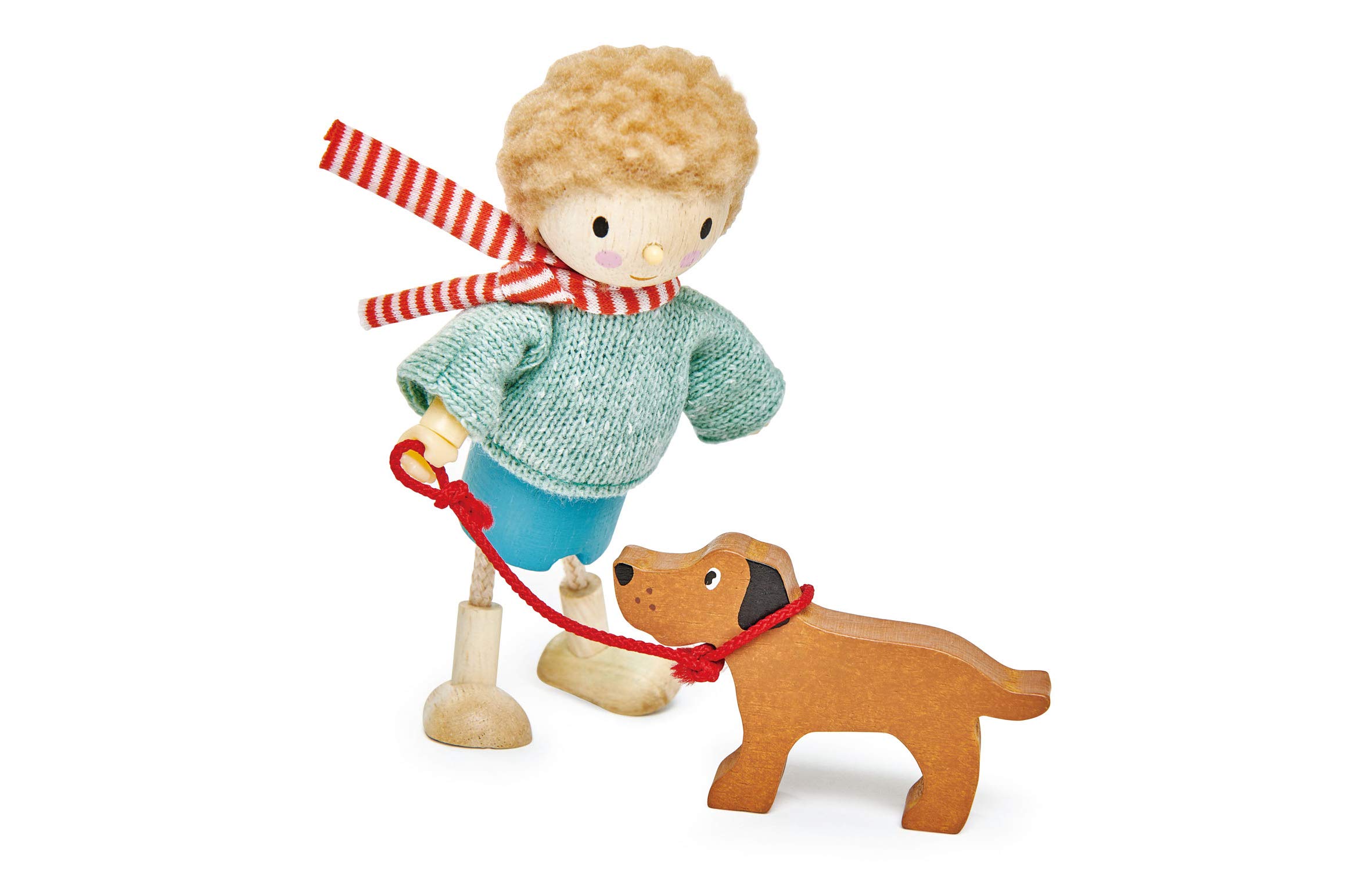 Amazon.com: Tender Leaf Toys - The Goodwood Family - Wooden